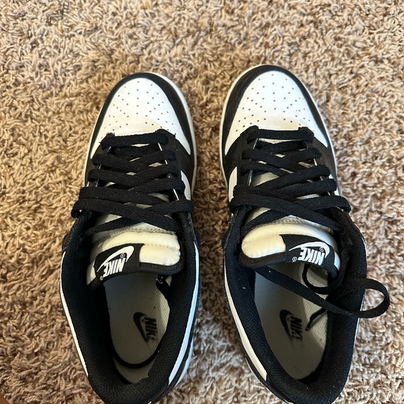 Nike Dunks Panda - Picture 4 of 9